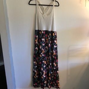 Adorable summer maxi!